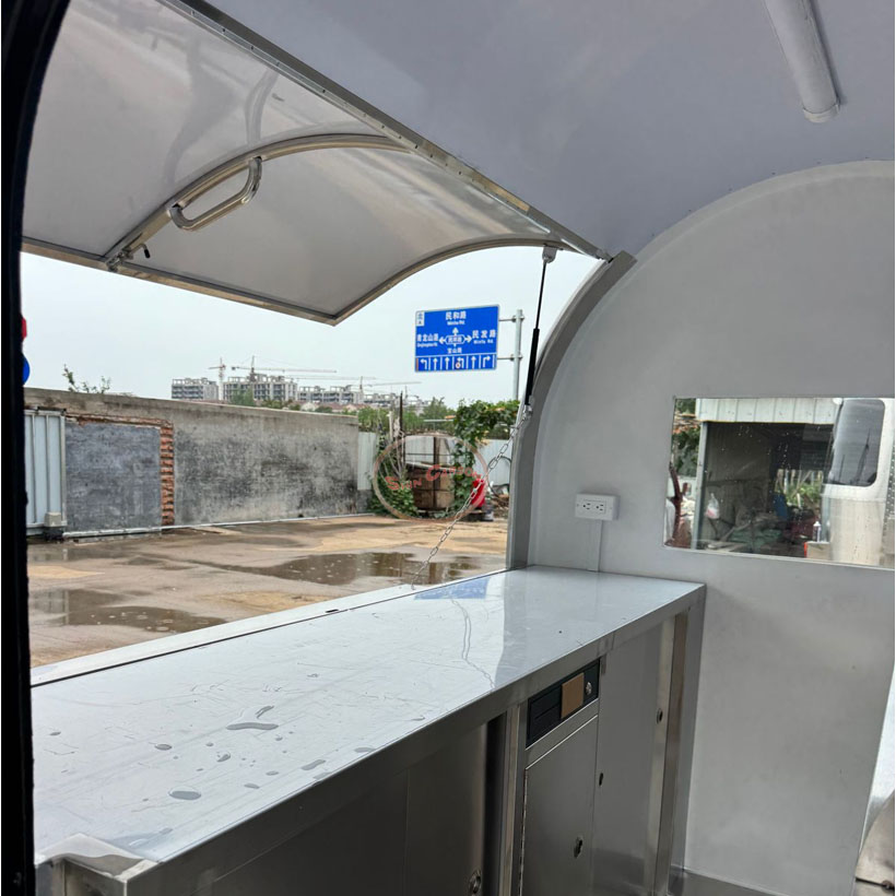 Bulk Direct Sales Food Truck M - Commercial Kitchen On Wheels recension och pris